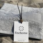 Grå gæstehåndklæde fra Arosa Design - finehome