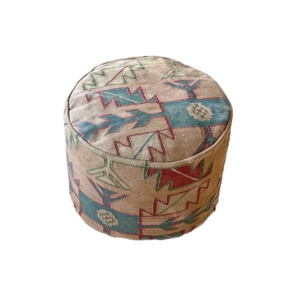 finehome kilim puf i meget smukke naturlige farver
