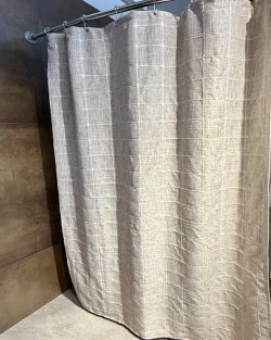 Elegant og vandafvisende Beige bruseforhæng med mønster 120x200 cm