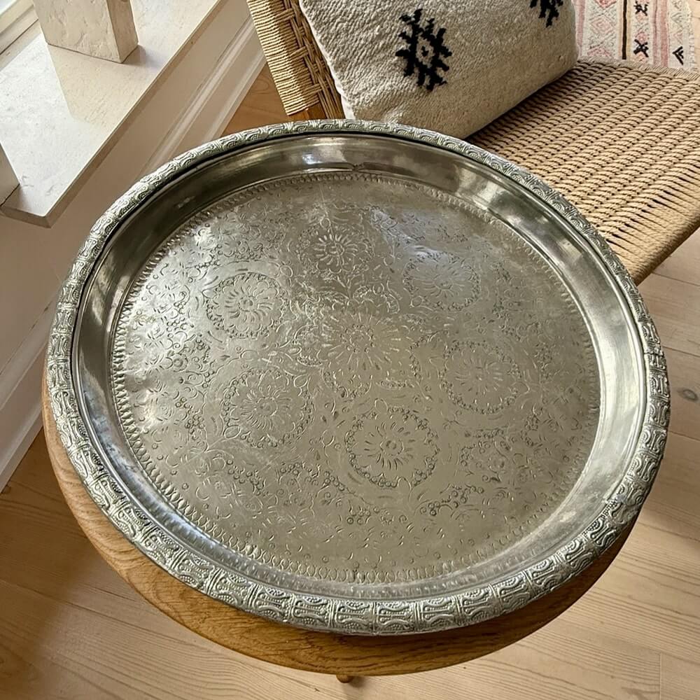 Meget smuk antik bakke med en Ø på 45 cm